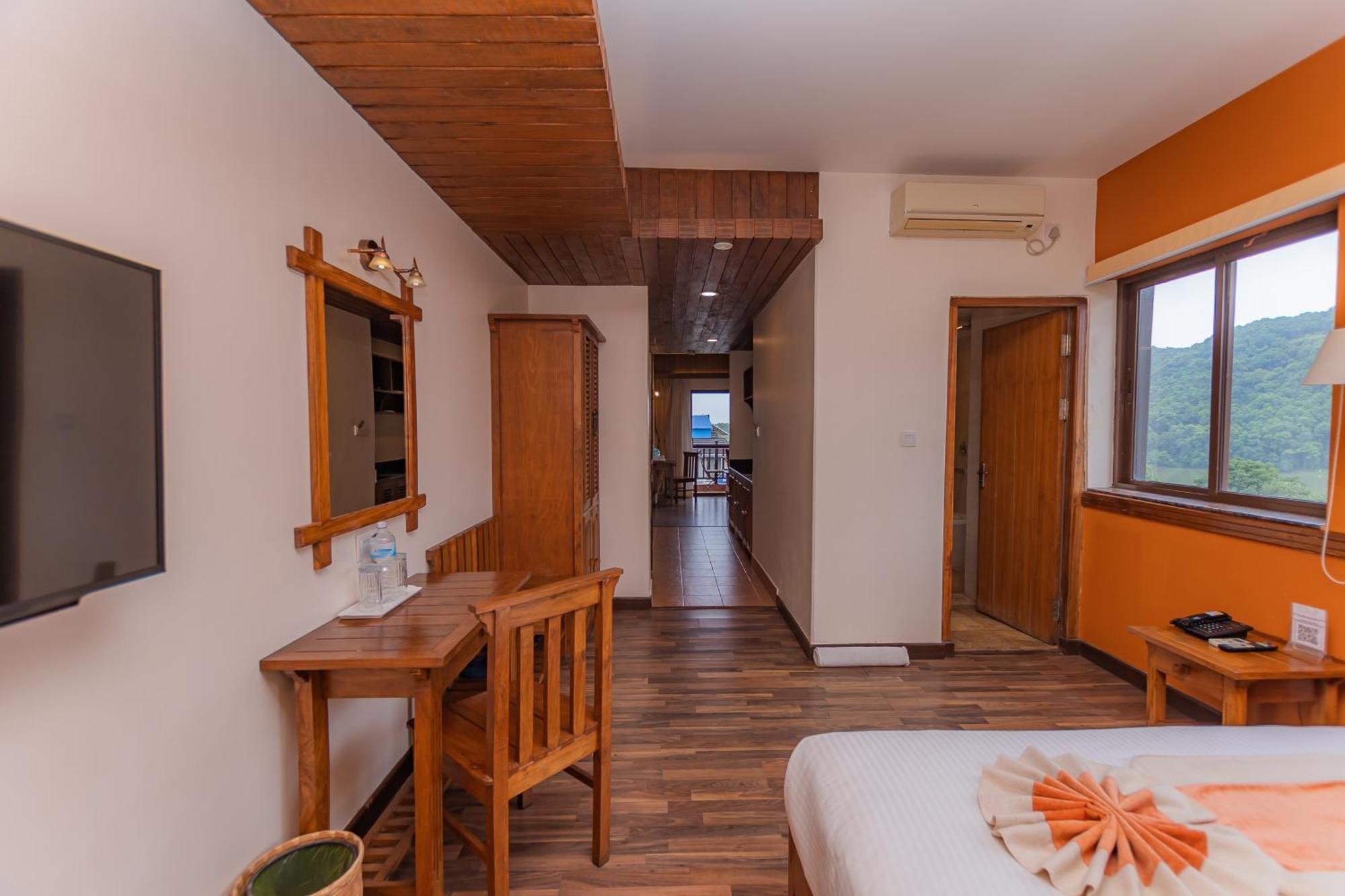 Pokhara Batika Hotel Bagian luar foto