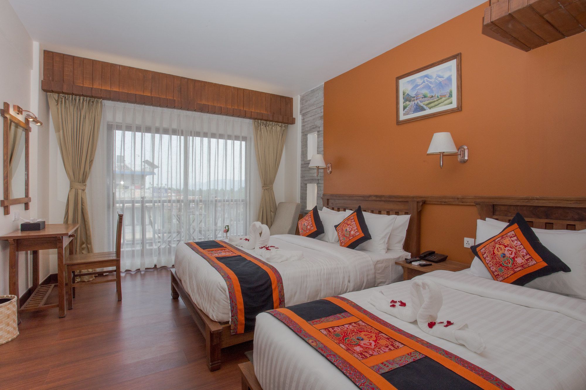 Pokhara Batika Hotel Bagian luar foto